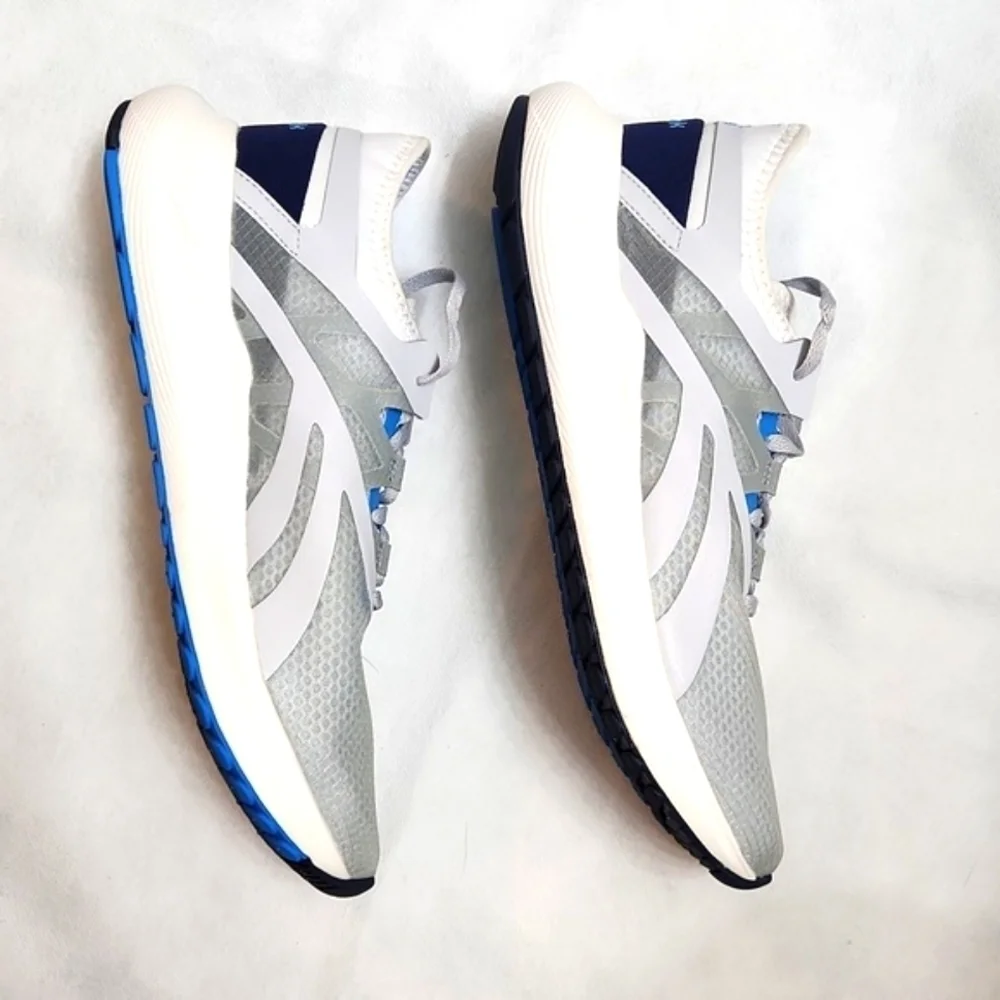 Reebok Floatride Run Furlfoam Gray White Lightweight Sneakers (W Size 8)